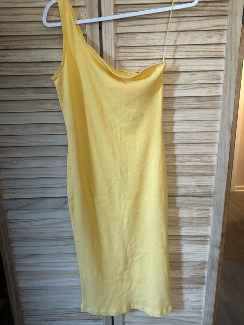 Nine West Yellow One-Shoulder Midi Dress
